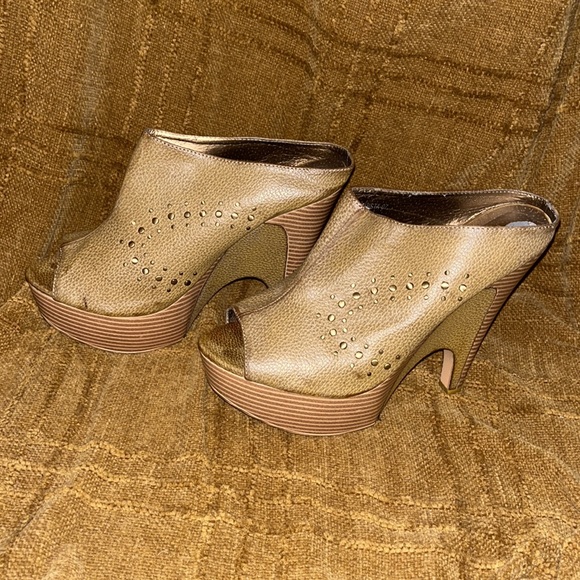 Wave - Picture 4 of 5